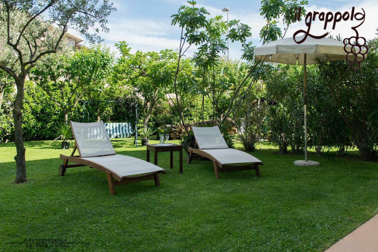 B&B Il Grappolo Foresteria Lombarda Sirmione Dış mekan fotoğraf