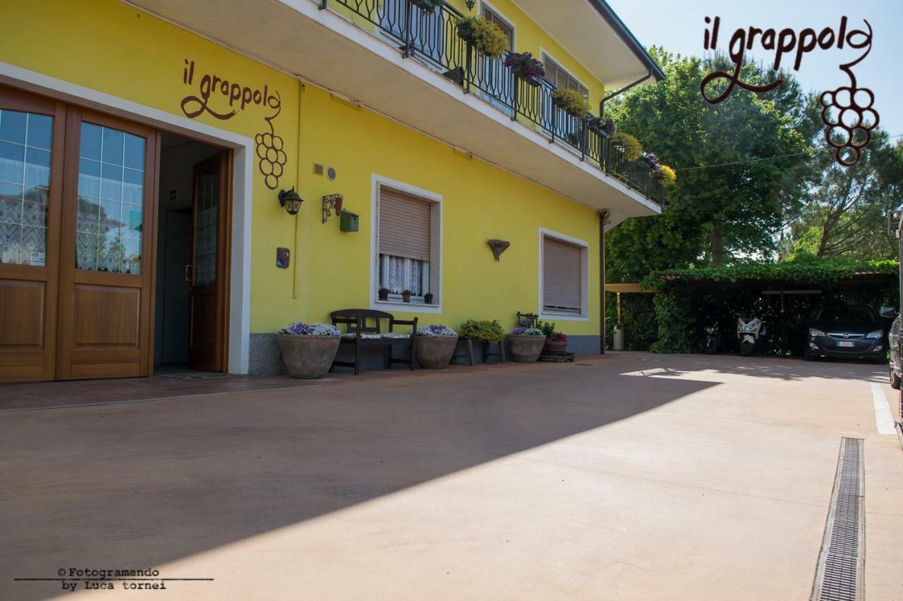 B&B Il Grappolo Foresteria Lombarda Sirmione Dış mekan fotoğraf