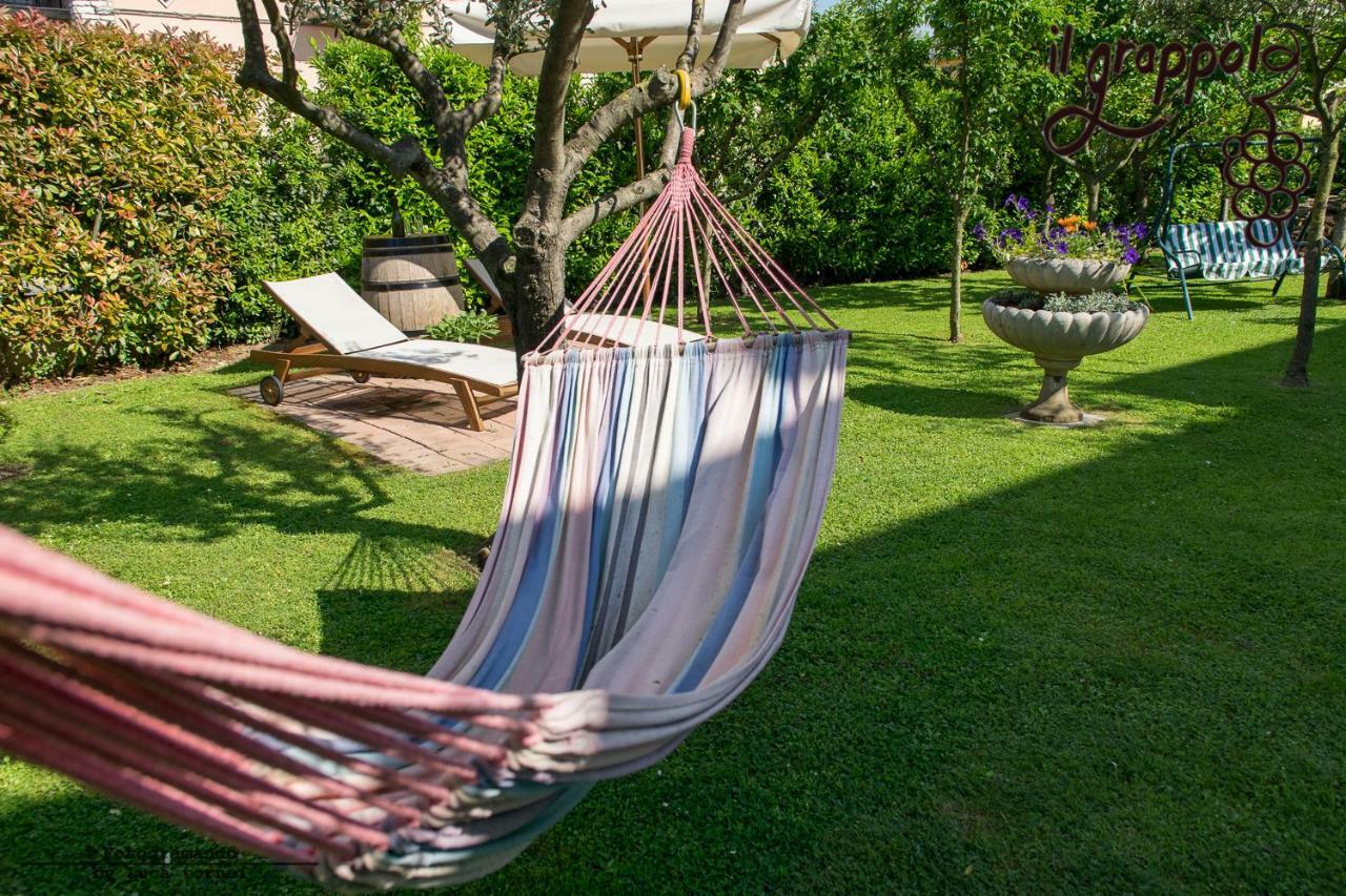 B&B Il Grappolo Foresteria Lombarda Sirmione Dış mekan fotoğraf