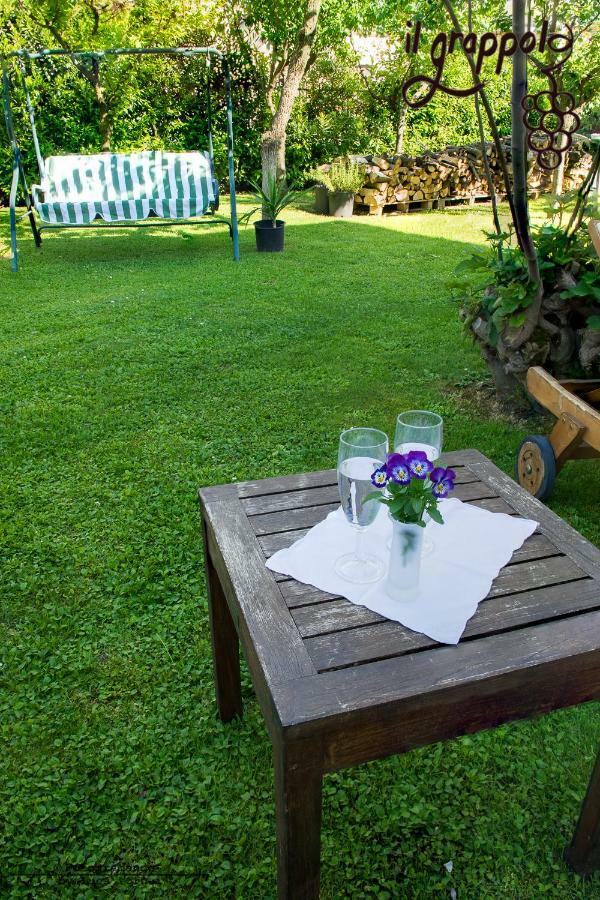 B&B Il Grappolo Foresteria Lombarda Sirmione Dış mekan fotoğraf